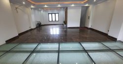 CHÍNH CHỦ CHO THUÊ NHÀ MẶT PHỐ VIỆT HƯNG, DT 80M2 X 7T, MT 7.5M, Ô TÔ ĐỖ CỬA, THANG MÁY
