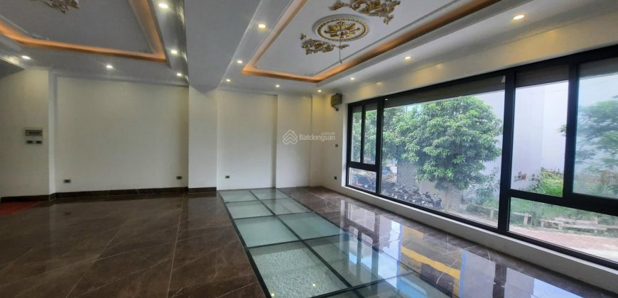 CHÍNH CHỦ CHO THUÊ NHÀ MẶT PHỐ VIỆT HƯNG, DT 80M2 X 7T, MT 7.5M, Ô TÔ ĐỖ CỬA, THANG MÁY