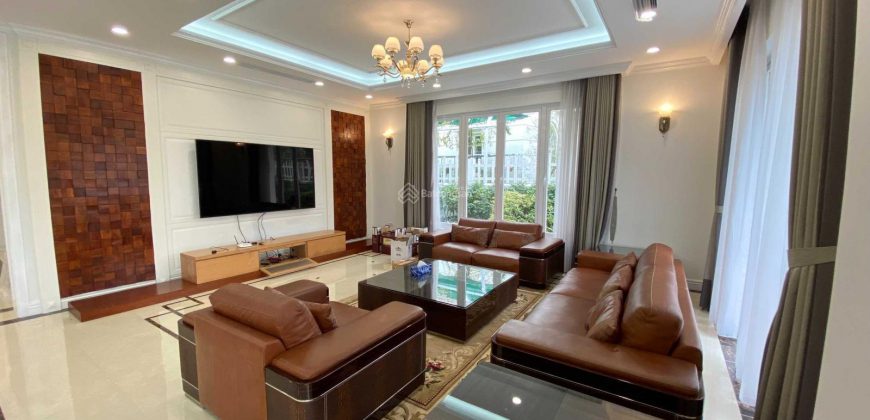 Cho thuê biệt thự tại Vinhomes Riverside & Harmony, LH 0968855***